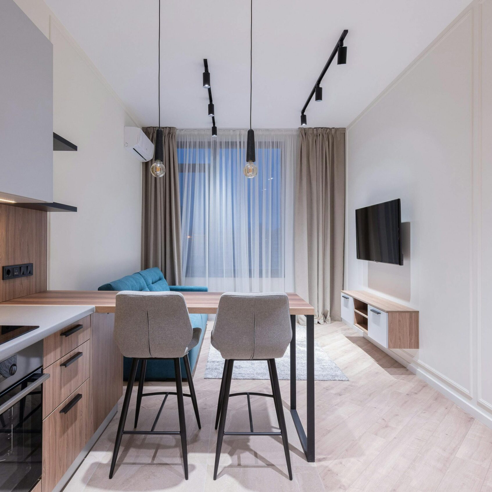 pexels-heyho-6312076